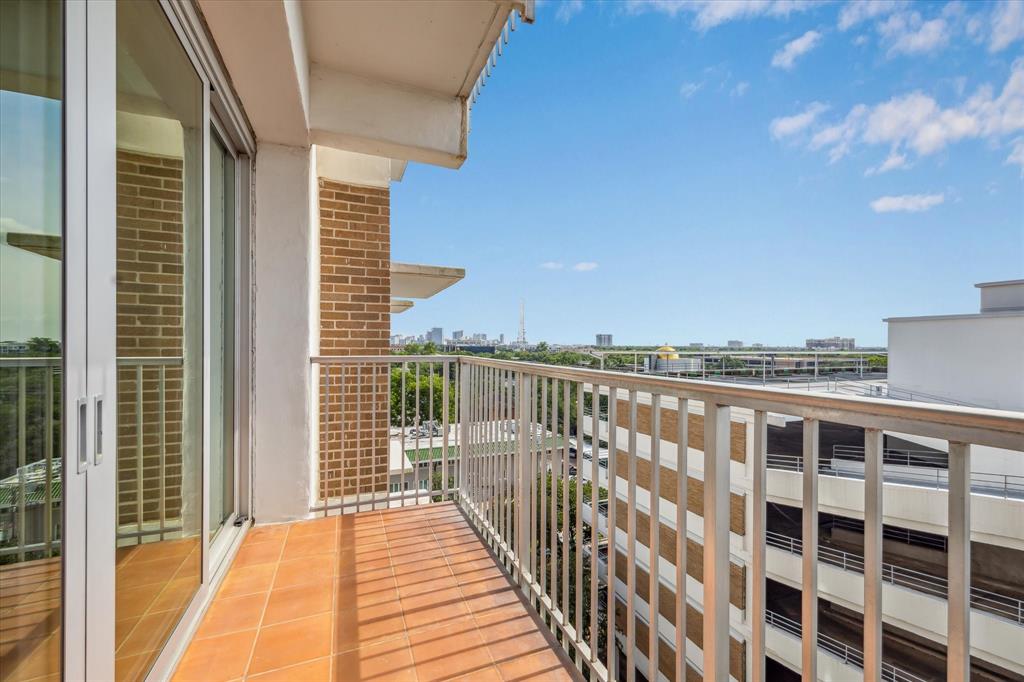3614 Montrose Boulevard 702