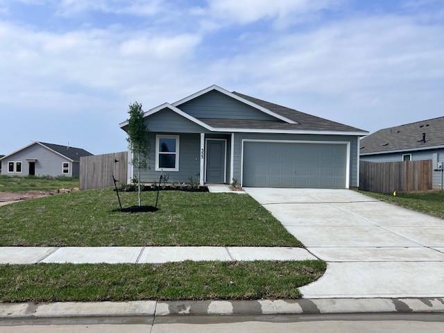343 Kingston Way, Waller, Texas image 1