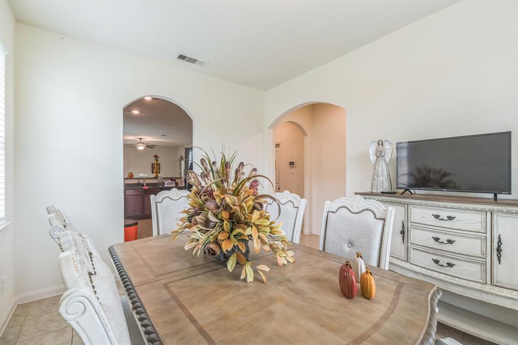 9526 Opal Gates Drive, Rosharon, Texas image 18