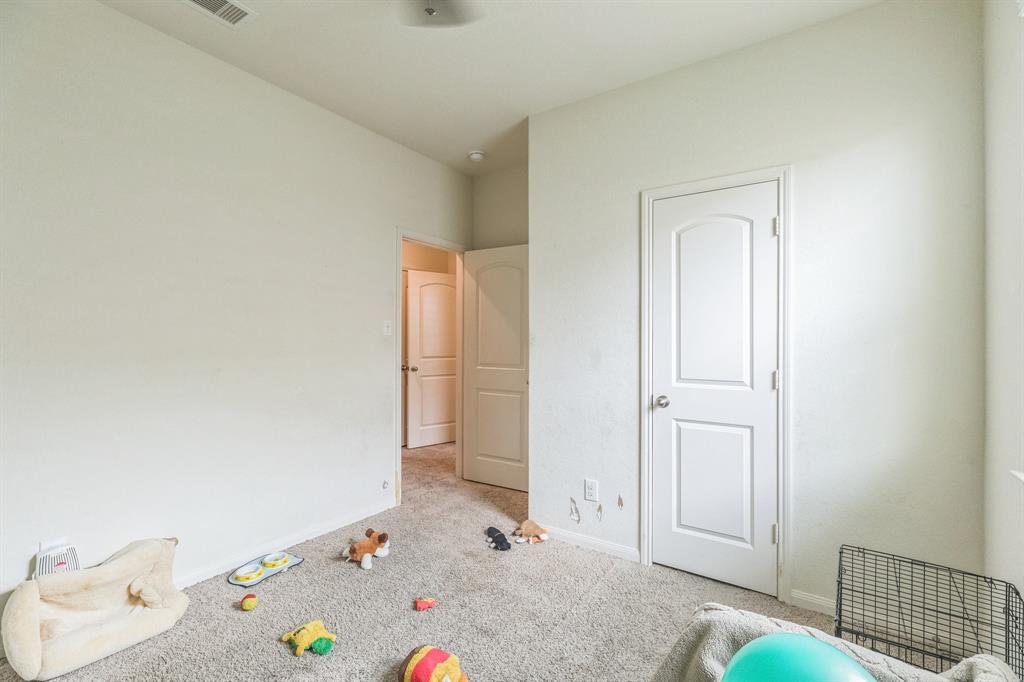 9526 Opal Gates Drive, Rosharon, Texas image 12
