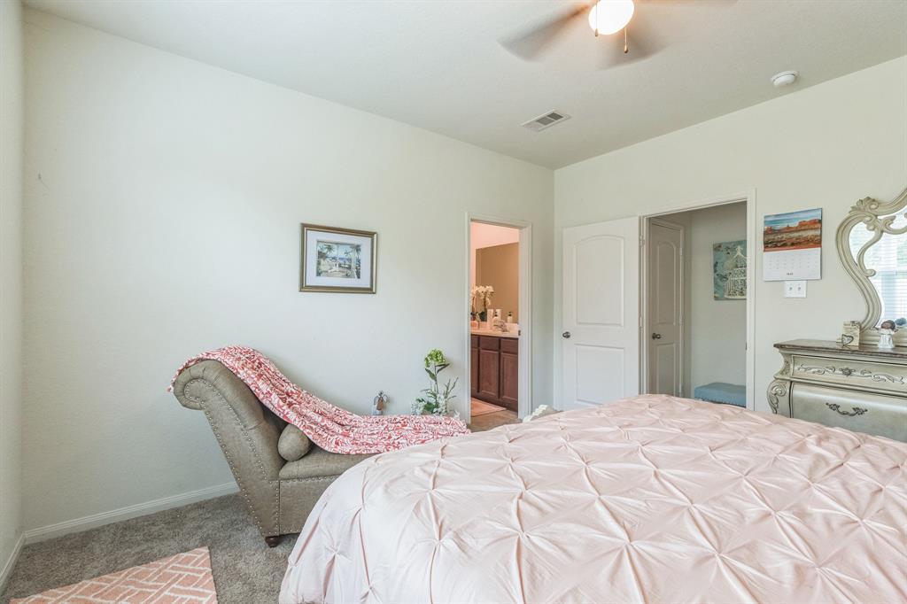 9526 Opal Gates Drive, Rosharon, Texas image 21