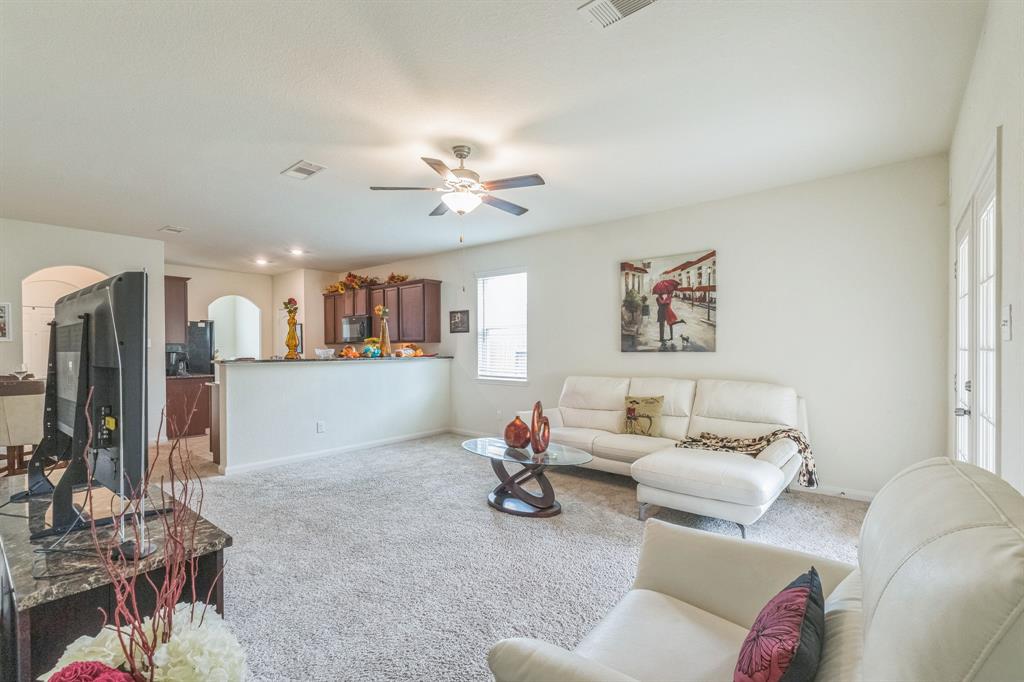9526 Opal Gates Drive, Rosharon, Texas image 10