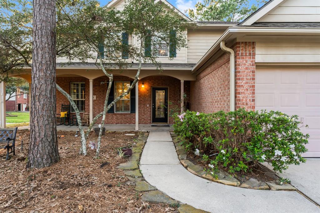 11 Snow Woods Court, The Woodlands, Texas image 3
