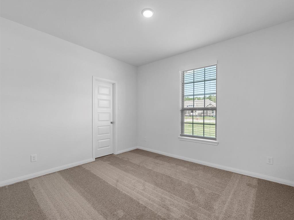 381 County Road 3081, Cleveland, Texas image 16