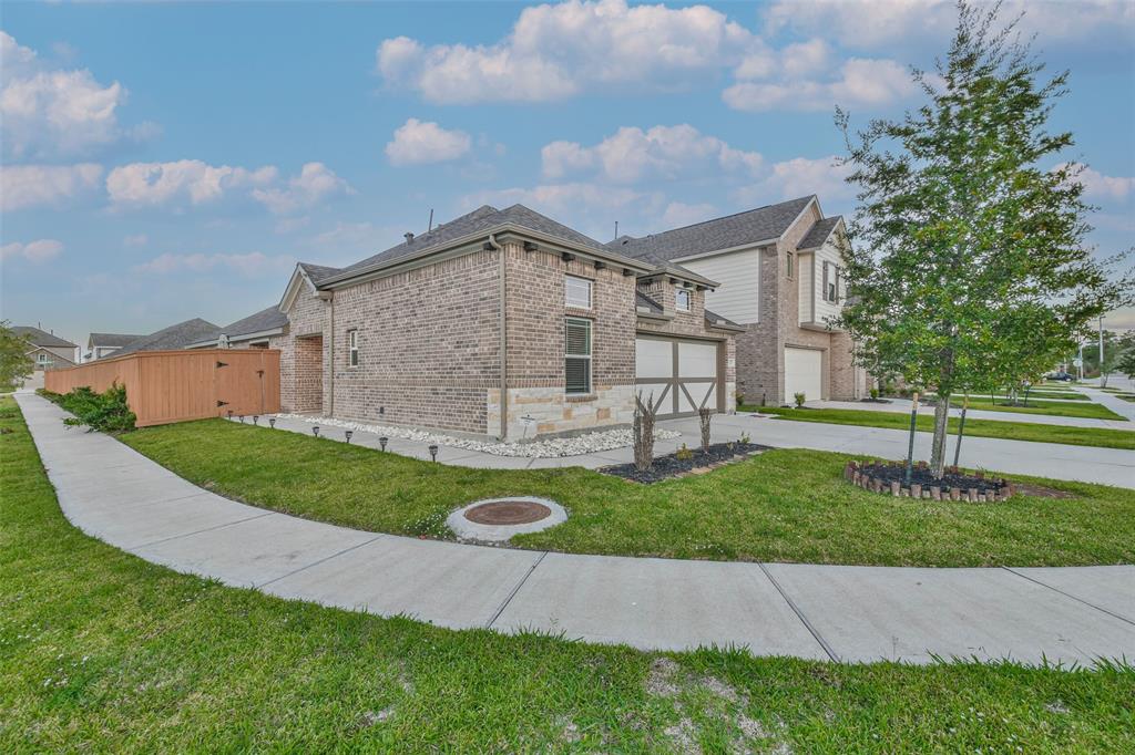 12811 Ilderton Drive, Humble, Texas image 36