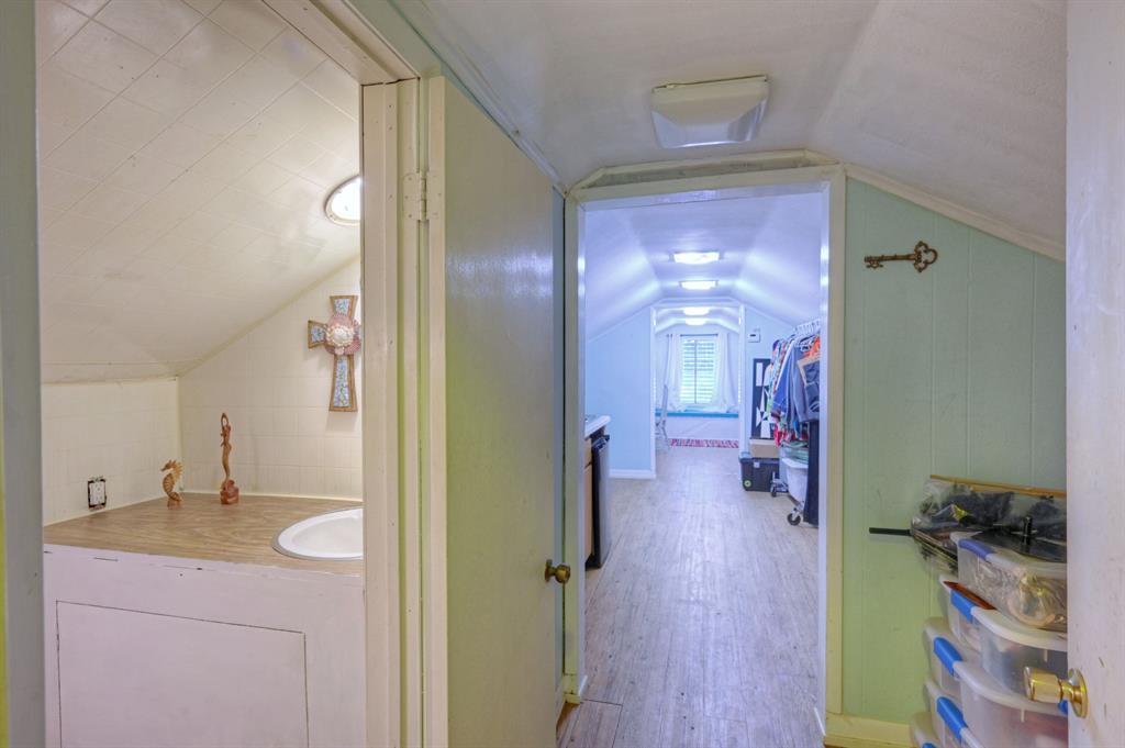 3115 Avenue P 1/2, Galveston, Texas image 17