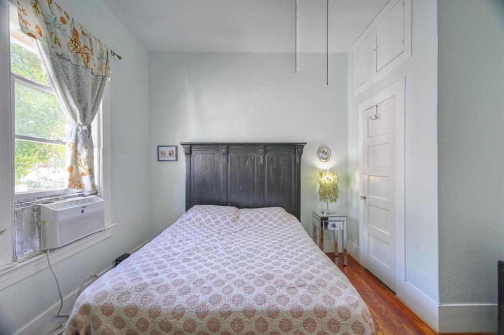 3115 Avenue P 1/2, Galveston, Texas image 13