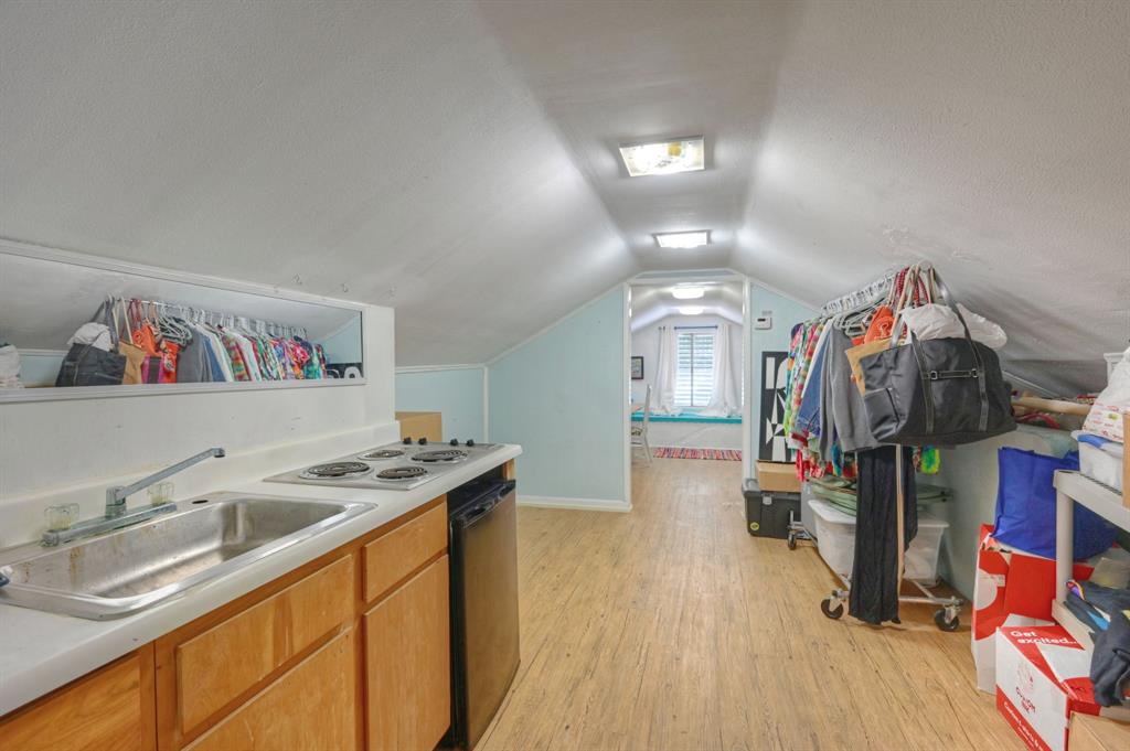3115 Avenue P 1/2, Galveston, Texas image 20