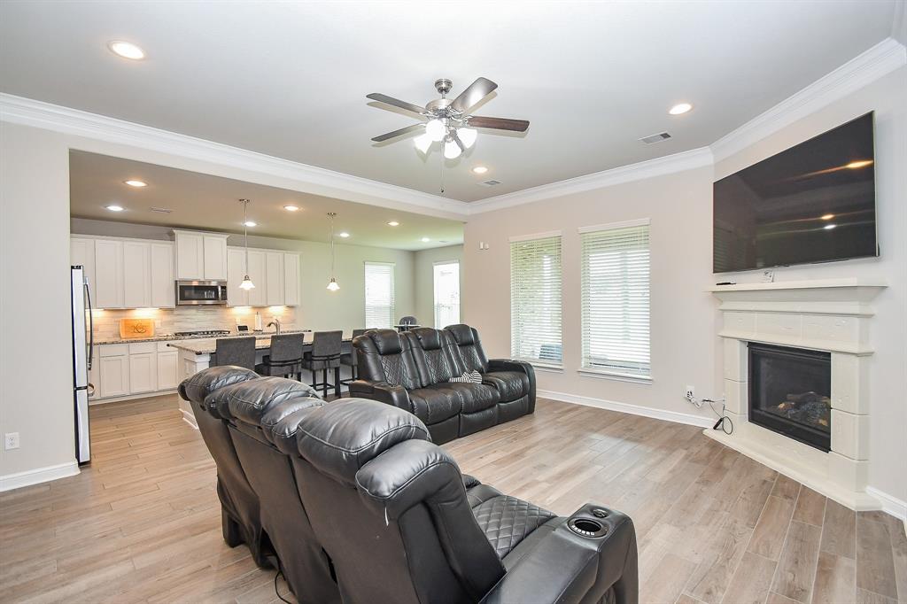 23519 Persimmon Creek Lane, Katy, Texas image 12