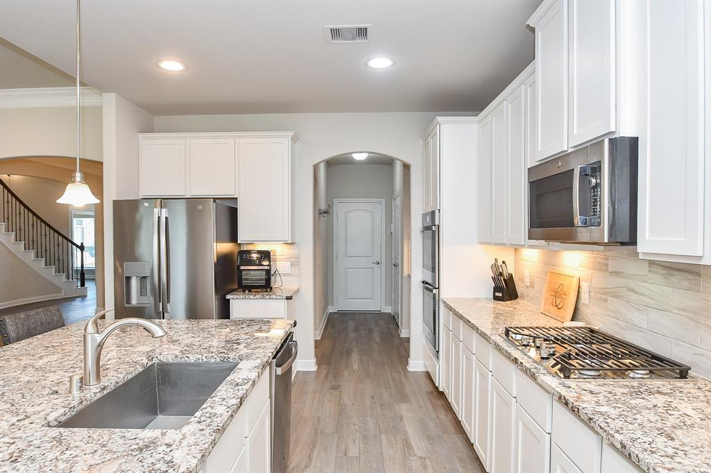23519 Persimmon Creek Lane, Katy, Texas image 17