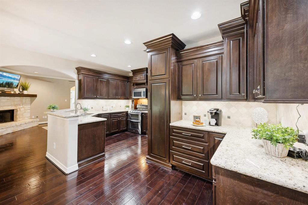 532 County Rd 632, Dayton, Texas image 25