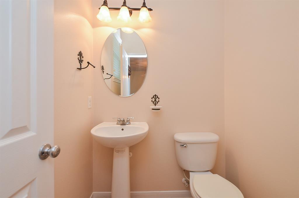18724 Cypress Loch Drive, Spring, Texas image 11