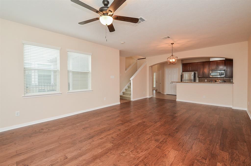18724 Cypress Loch Drive, Spring, Texas image 5