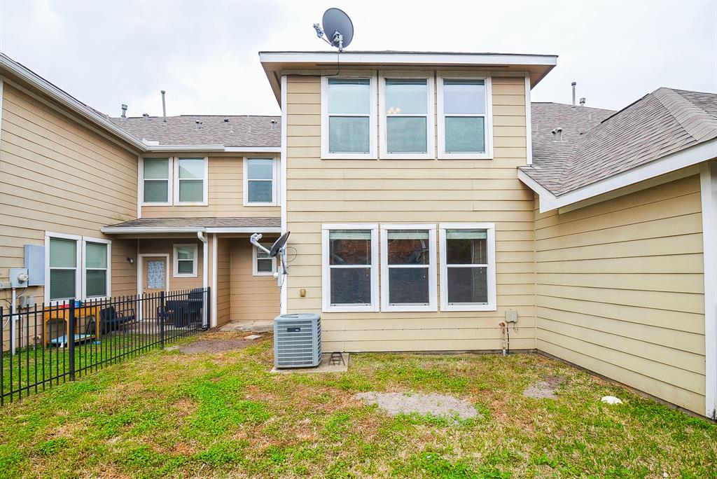 18724 Cypress Loch Drive, Spring, Texas image 24