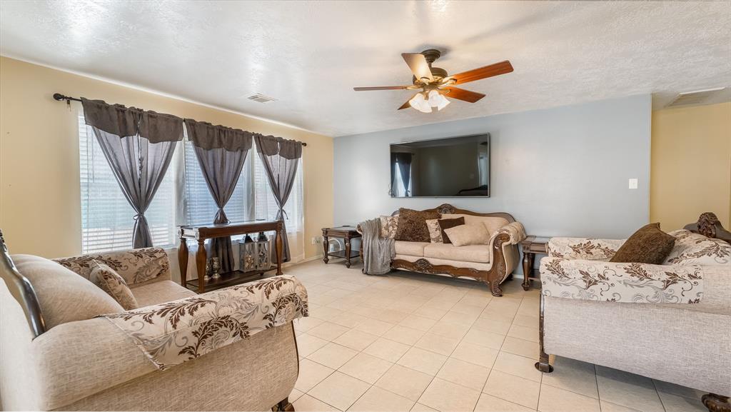 13115 Terrace Run Lane, Houston, Texas image 4