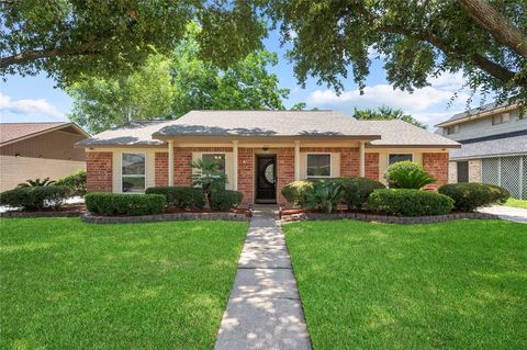 Single Family Residence in Houston TX 10123 Sageaspen Lane.jpg