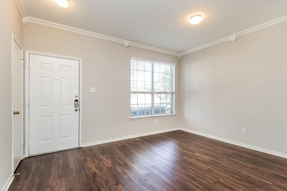 910 Ballardwood Court