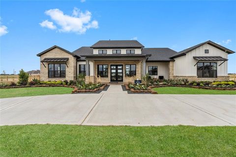 2001 Whispering Oaks Lane Waller TX 77484