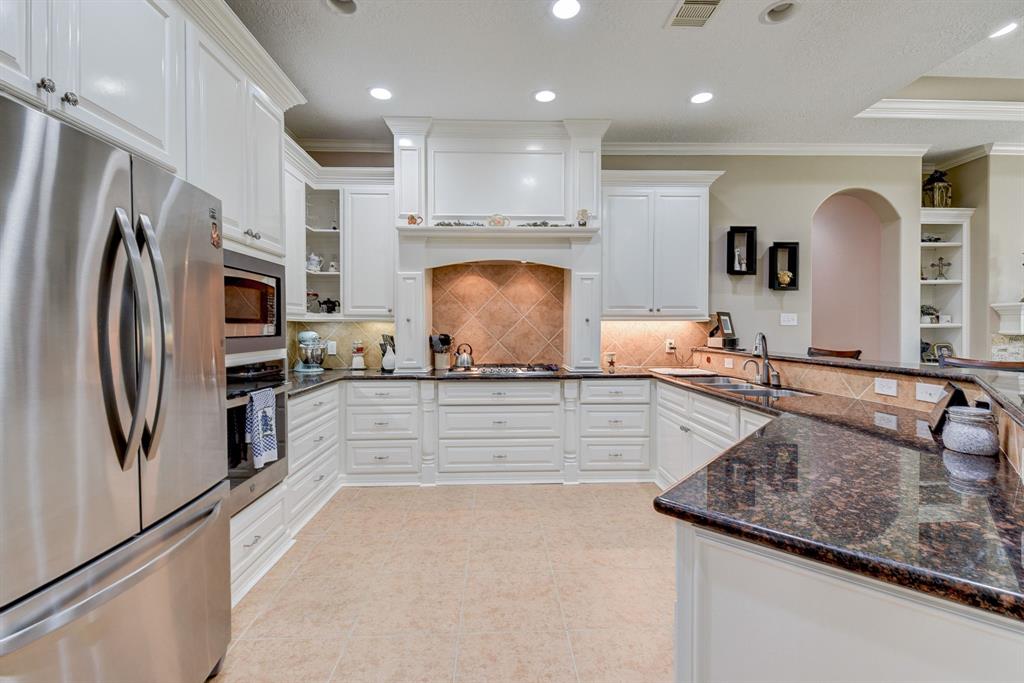 5603 Forest Cove Drive, Dickinson, Texas image 29