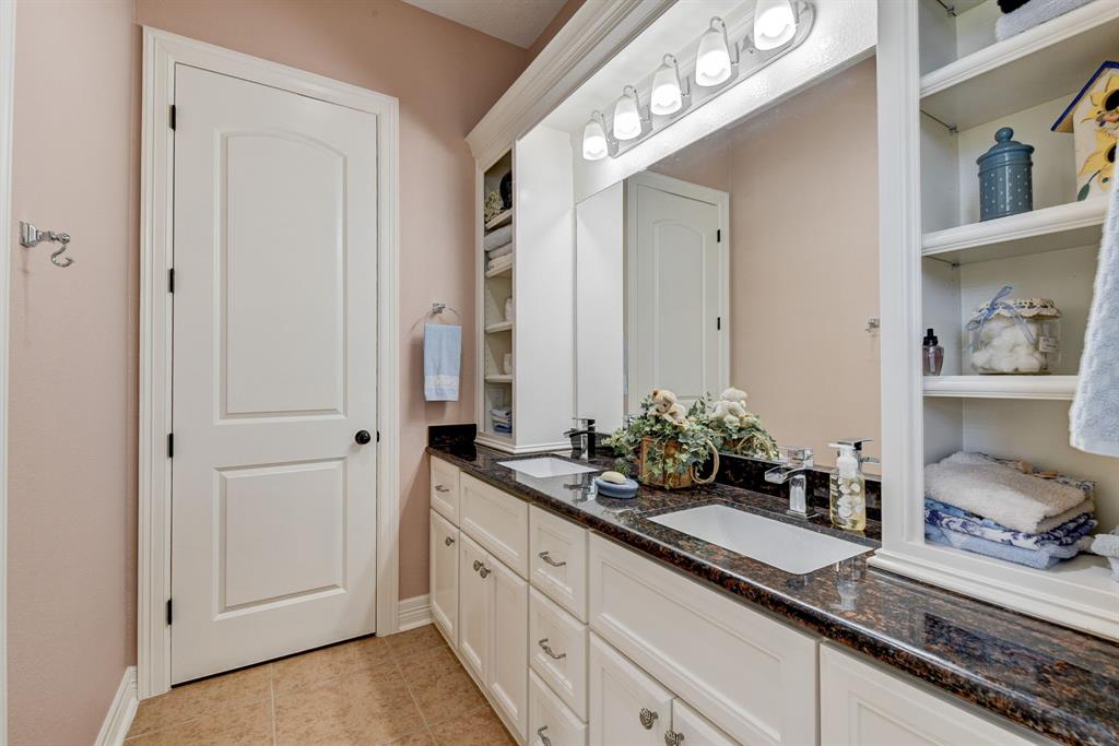 5603 Forest Cove Drive, Dickinson, Texas image 21