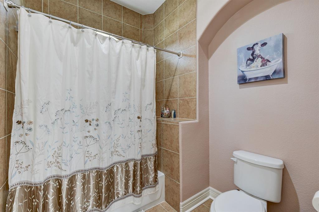 5603 Forest Cove Drive, Dickinson, Texas image 19