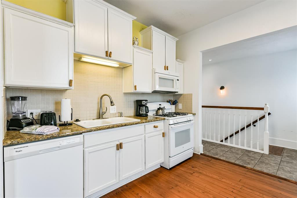 Galveston, Texas 77550, United States, 4 Bedrooms Bedrooms, ,3 BathroomsBathrooms,Residential,Active,176262