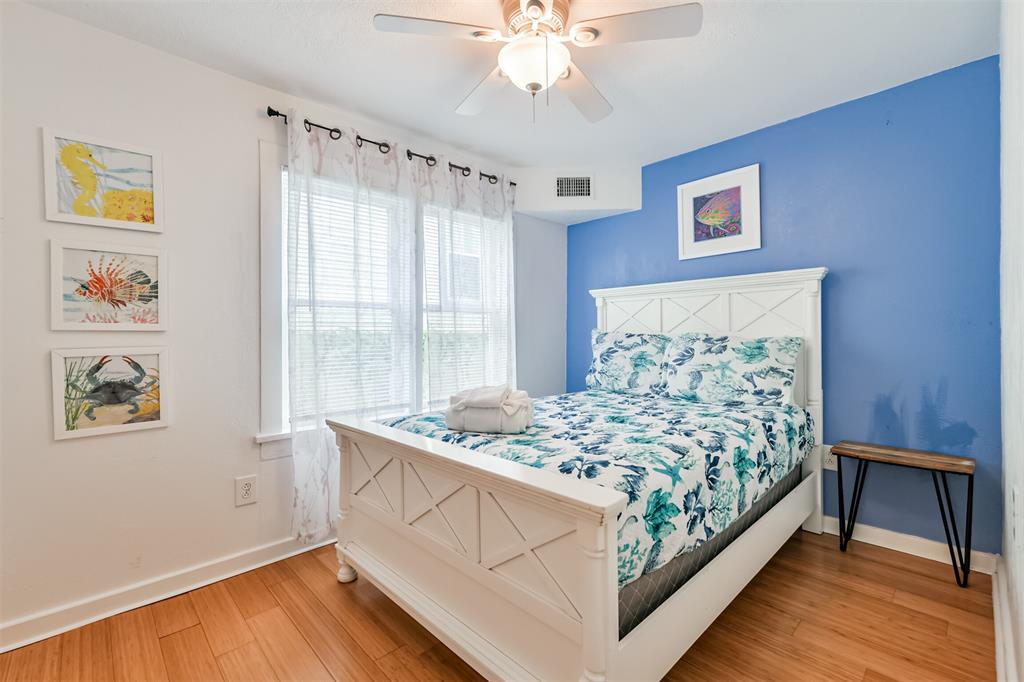 Galveston, Texas 77550, United States, 4 Bedrooms Bedrooms, ,3 BathroomsBathrooms,Residential,Active,176262