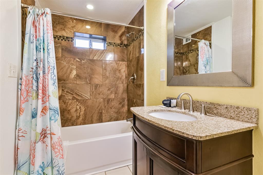 Galveston, Texas 77550, United States, 4 Bedrooms Bedrooms, ,3 BathroomsBathrooms,Residential,Active,176262