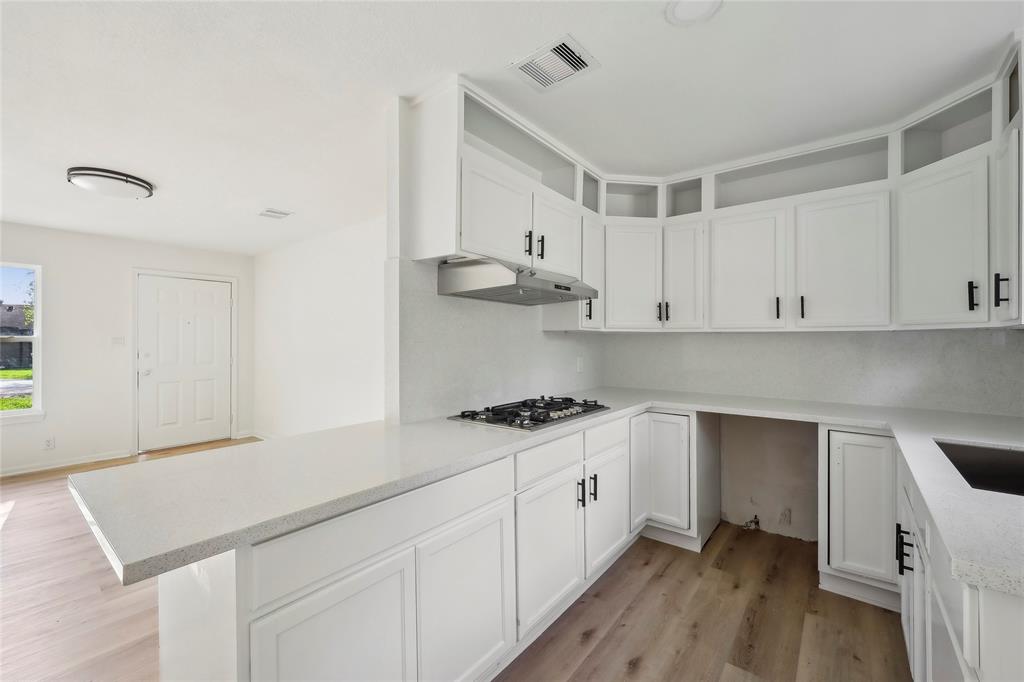 750 Jeny Lane, Beaumont, Texas image 10