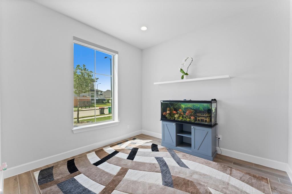 7707 Laurel Bloom Lane