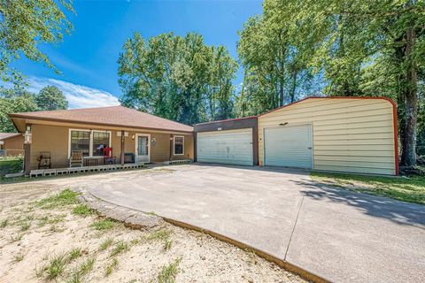 A home in Onalaska