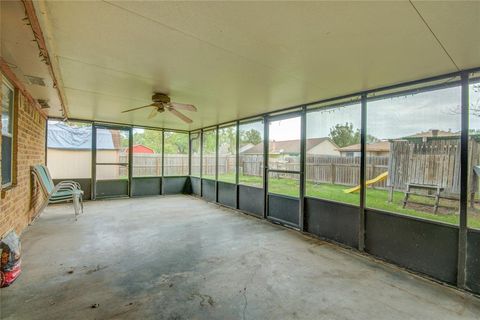 A home in Lake Jackson