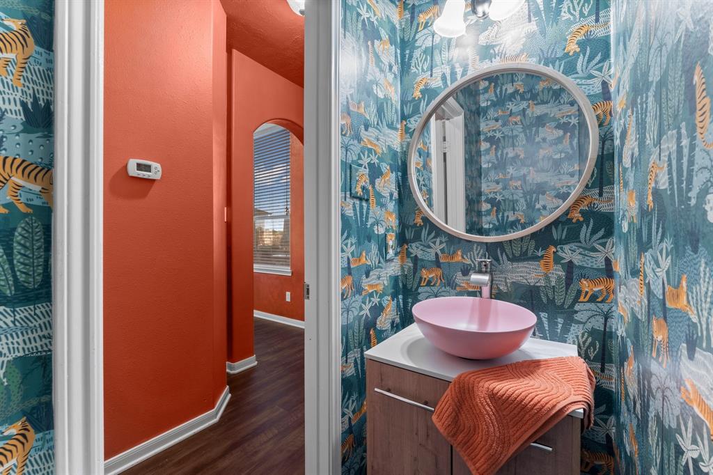 30318 Vinebriar Drive, Spring, Texas image 28