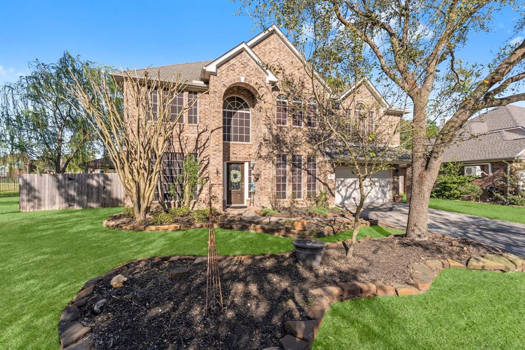 30318 Vinebriar Drive, Spring, Texas image 1