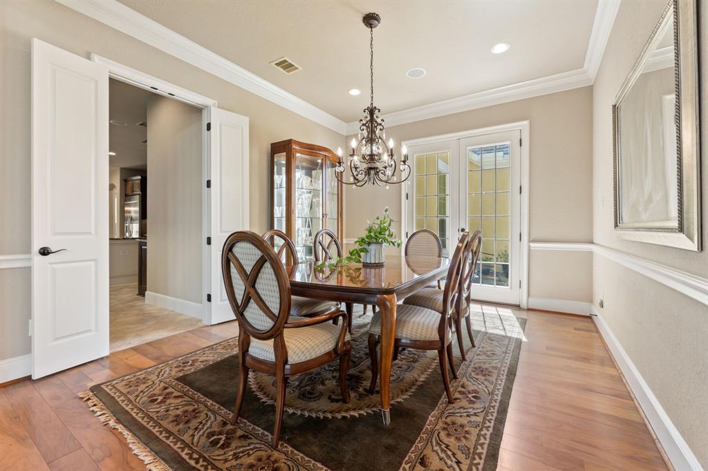 116 Bandera Creek Lane, Friendswood, Texas image 9