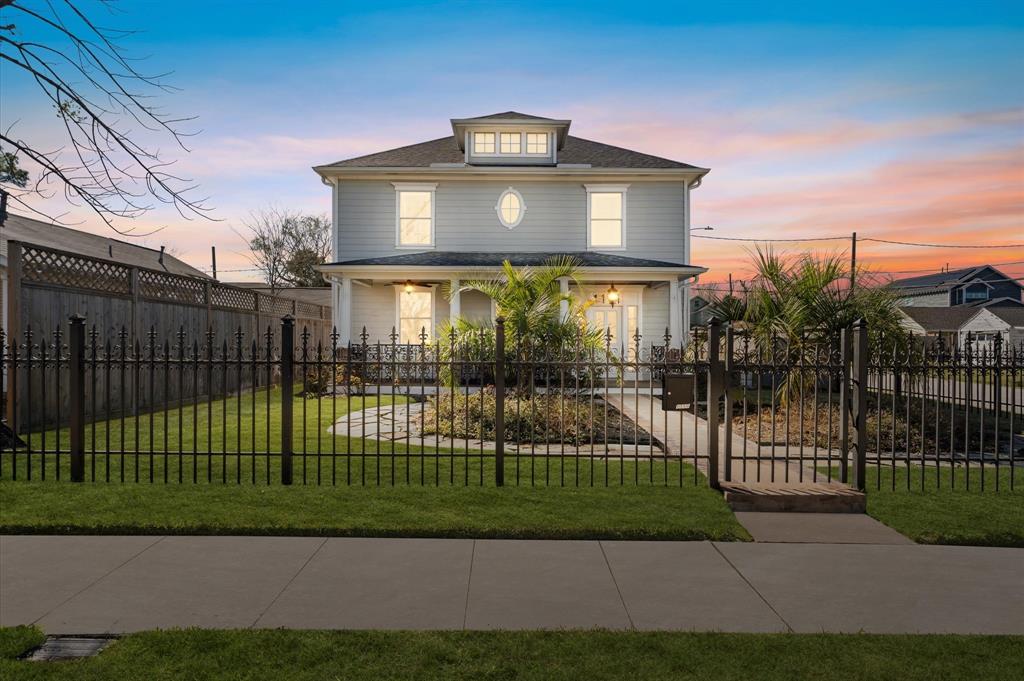 1111 Walton Street, Houston, Texas image 1