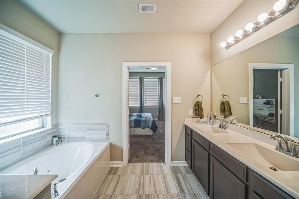 31214 Harmony Falls Court, Hockley, Texas image 19