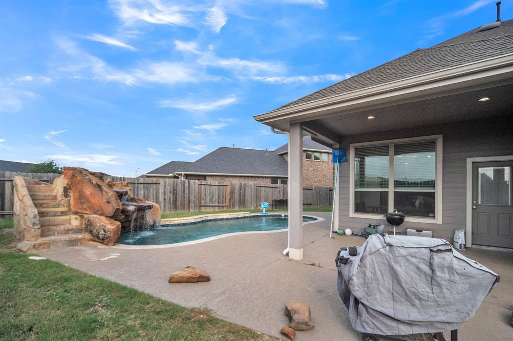 31214 Harmony Falls Court, Hockley, Texas image 28