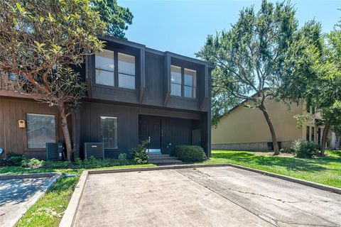 3226 Poe Drive Montgomery TX 77356