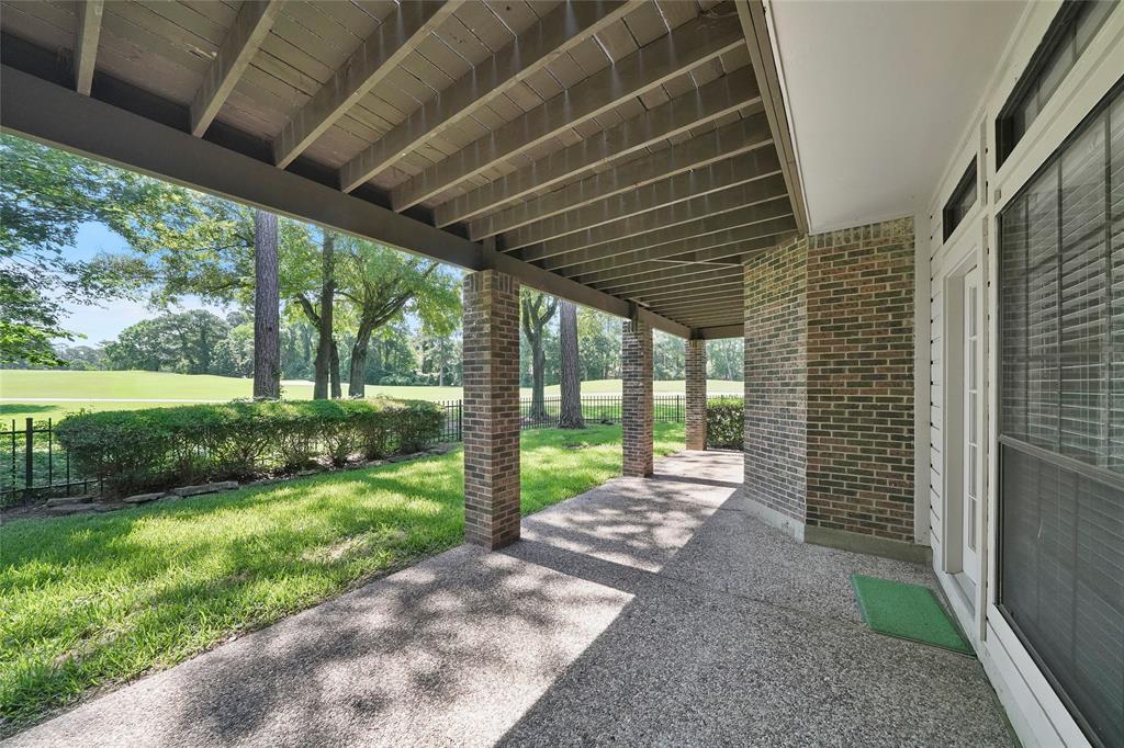 4 Fairway Oaks Place #4, The Woodlands, Texas image 19