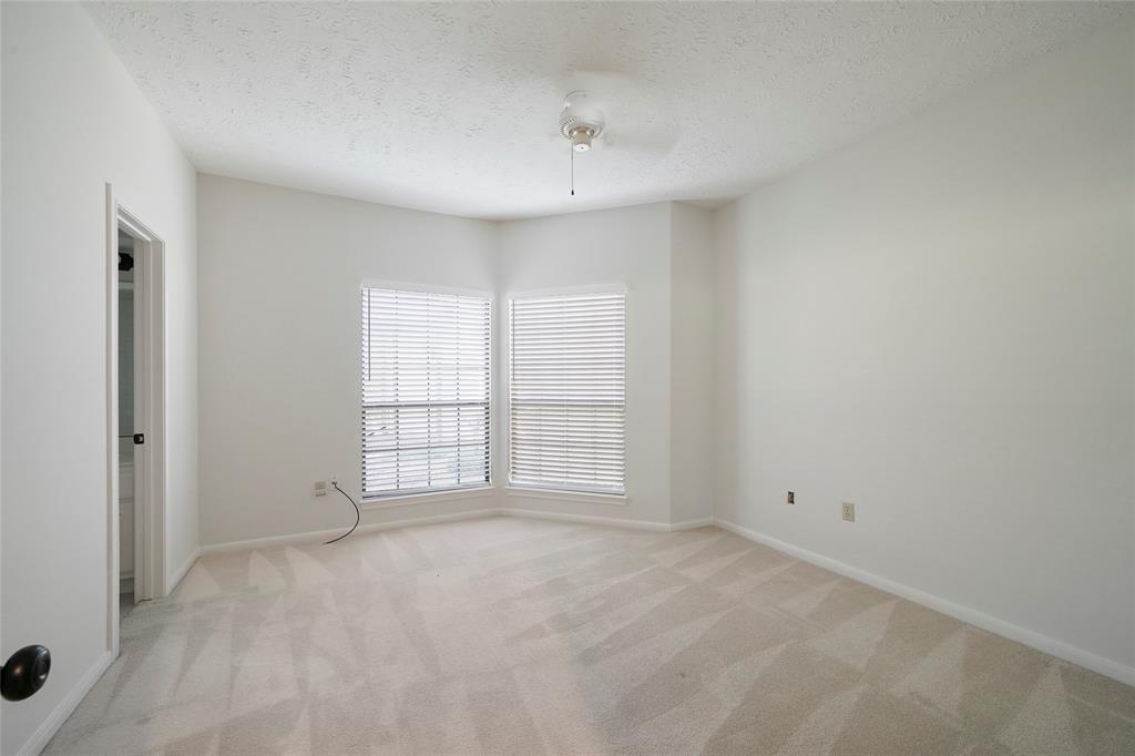 4 Fairway Oaks Place #4, The Woodlands, Texas image 26