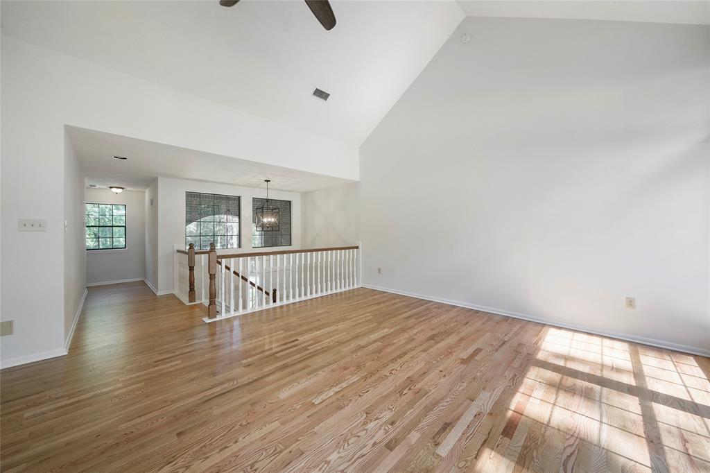 4 Fairway Oaks Place #4, The Woodlands, Texas image 6