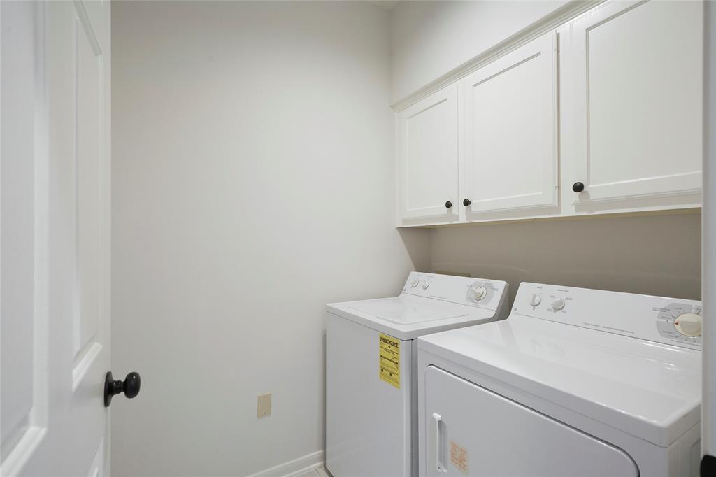 4 Fairway Oaks Place #4, The Woodlands, Texas image 25