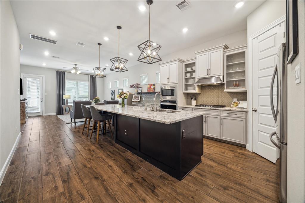 10407 Quiet Courtyard Road