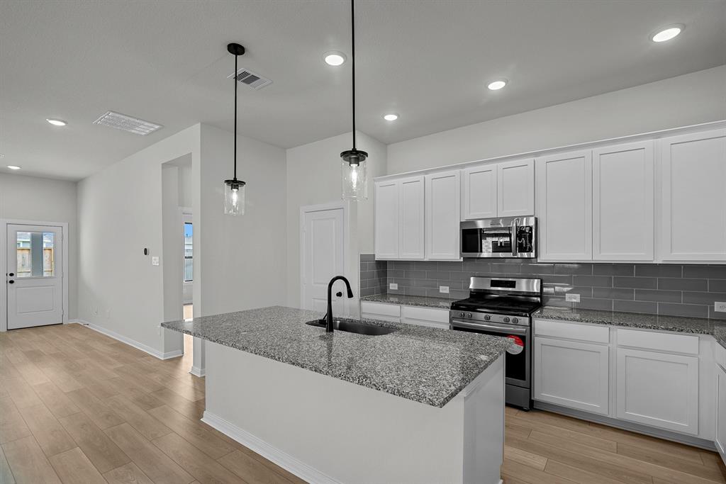 514 Red Eyed Vireo Court, Magnolia, Texas image 11