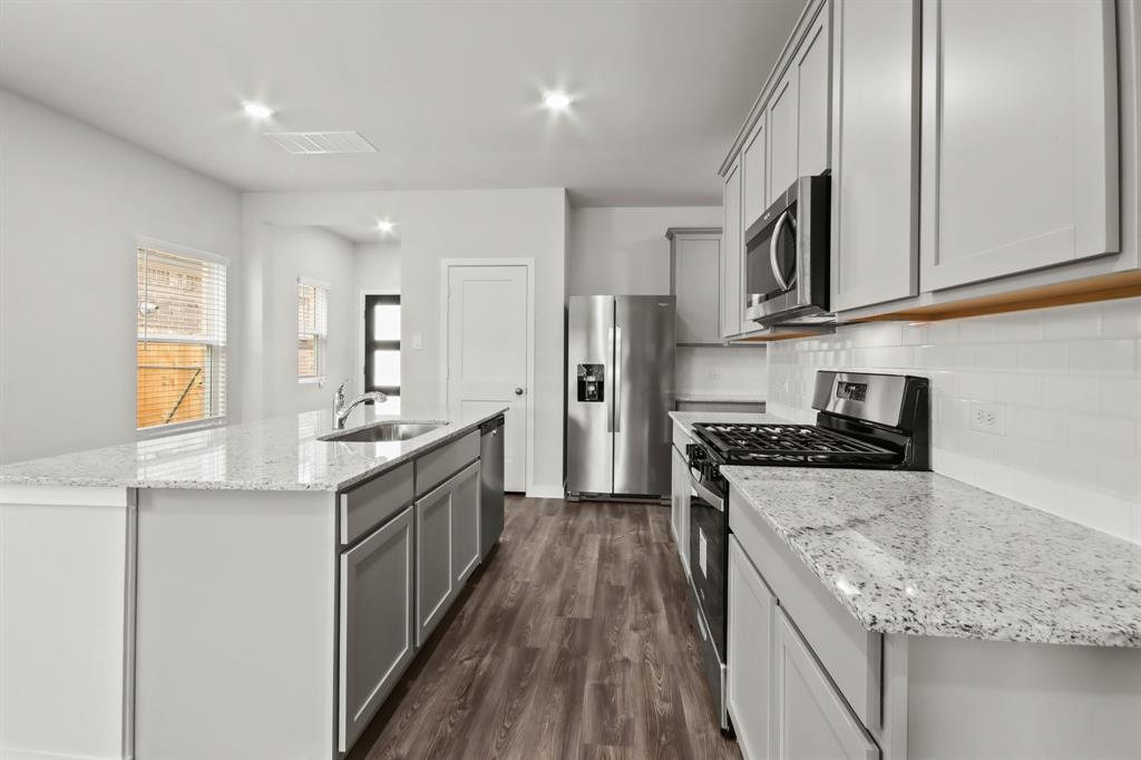 3942 Accolade Crossing Xing, Brookshire, Texas image 2