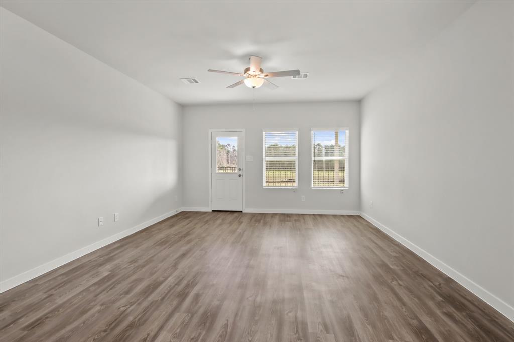 3942 Accolade Crossing Xing, Brookshire, Texas image 4