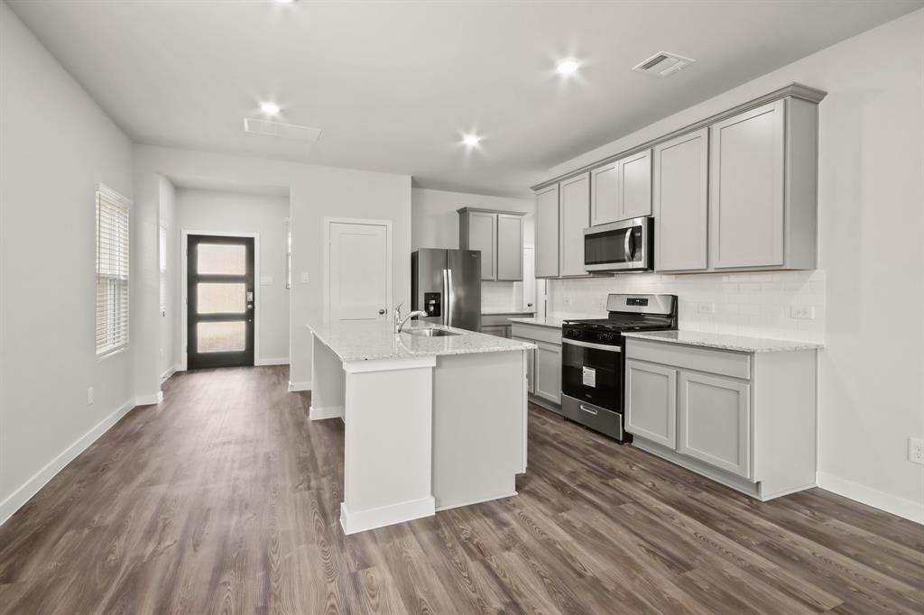 3942 Accolade Crossing Xing, Brookshire, Texas image 3