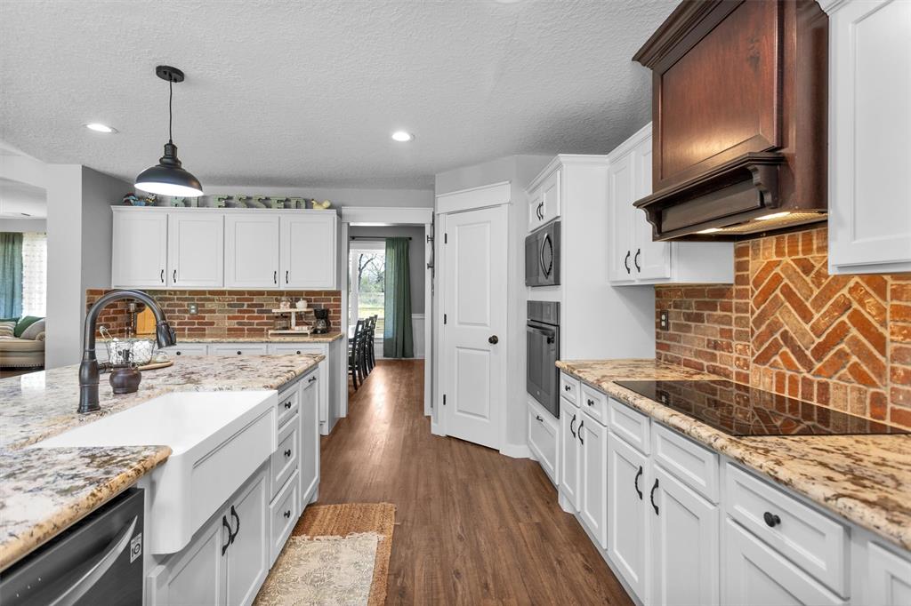 3773 Fm 2518 Road, Cleveland, Texas image 13