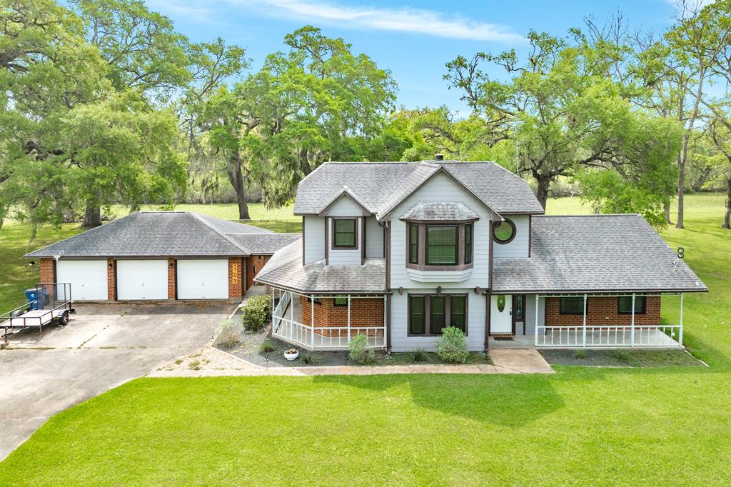 109 County Road 611a, Angleton, Texas image 1